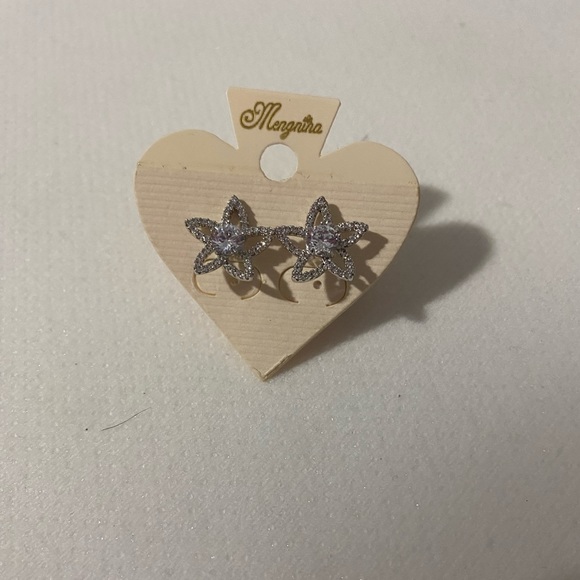 Earring - Picture 2 of 2